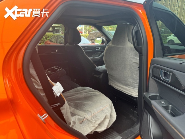 27款探险者昆仑巅峰，依然硬派，依旧能打