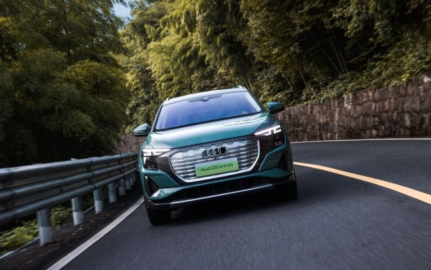 传承经典四驱实力，e-quattro创变奥迪Q5 e-tron豪华纯电