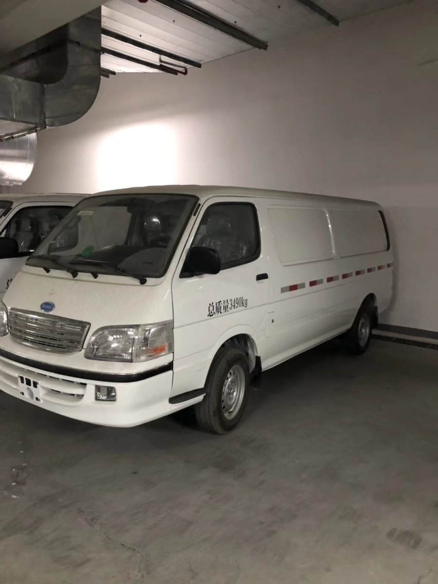 深圳电动商务车,帅客货运车,中型面包车,4.2米货车新能源