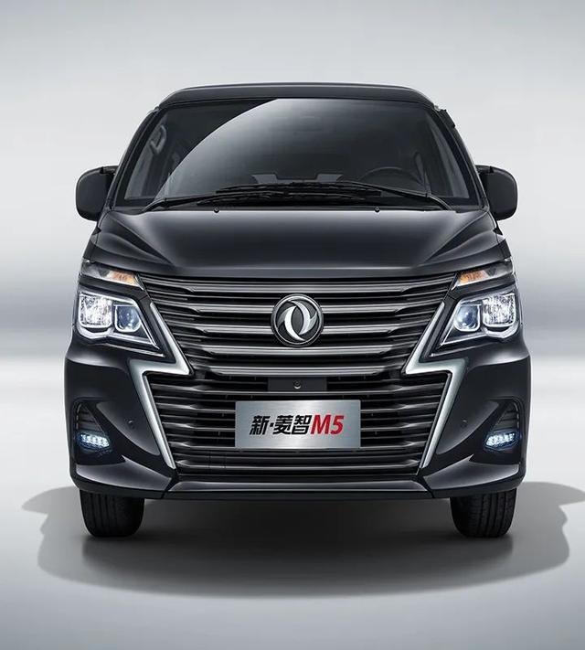 空间是王炸，新菱智M5起价8.19万，五菱“神车”有对手了