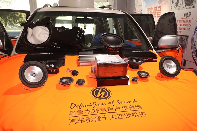 发烧级音响系统，乌市慧声汽车音响改装黄金声学三分频、两分频