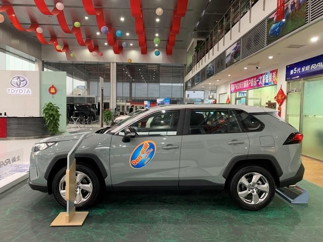 加价8千元，提车要等2个月，一汽丰田RAV4膨胀了？