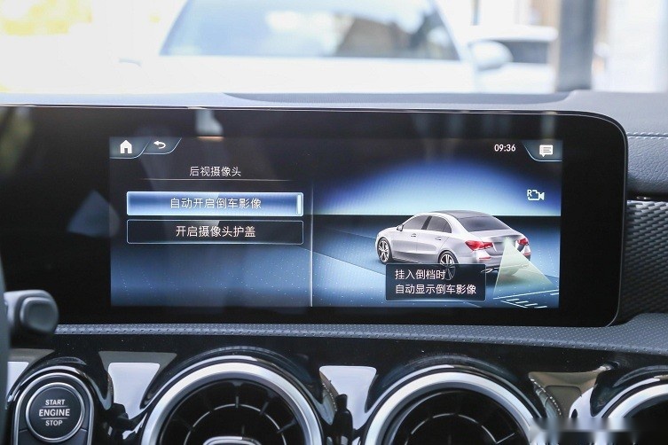 20多万就能买奔驰！2023款奔驰A级上市，你看得上哪一款？