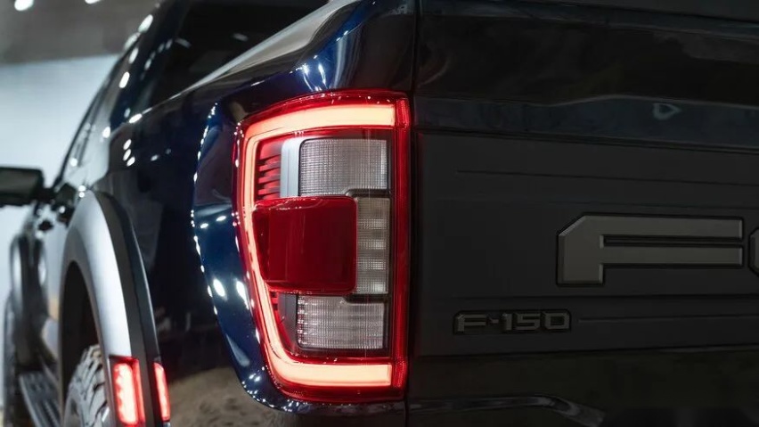 没有传说的V8，福特发布第三代F-150猛禽，后悬架变化最大