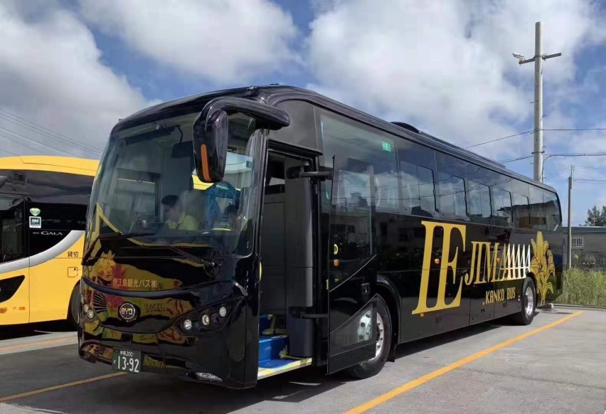 日本又引进比亚迪电动大巴，C9“黑金刚”旅游巴士登陆冲绳伊江