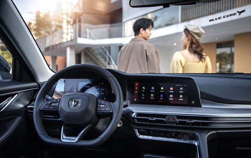蓝鲸双雄焕新来袭 全新CS35PLUS/2021款逸动PLUS上市