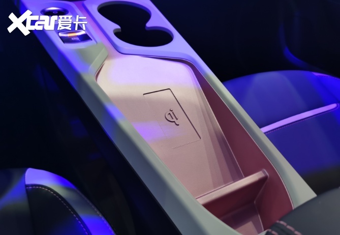 天津车展：思皓E10X集美版亮相，最高续航302km！