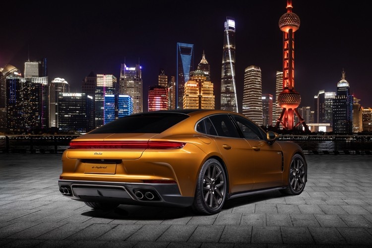 第3代保时捷Panamera：为数不多“真的值100万”的车子！