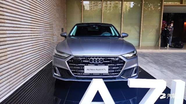 5.6秒破百、3.0T V6引擎的魅力，深入试驾奥迪A7L