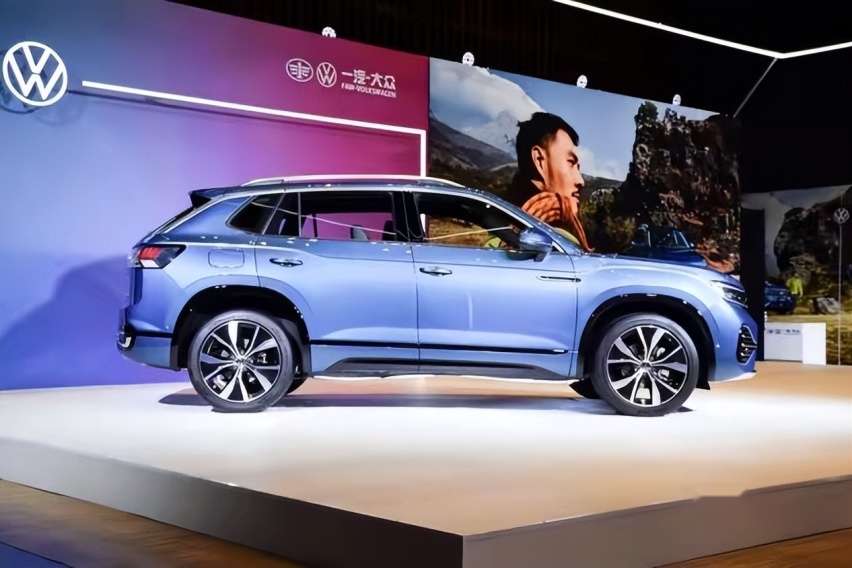 20万买合资SUV,要配置还是省油？大众探岳对比本田CR-V,咋选