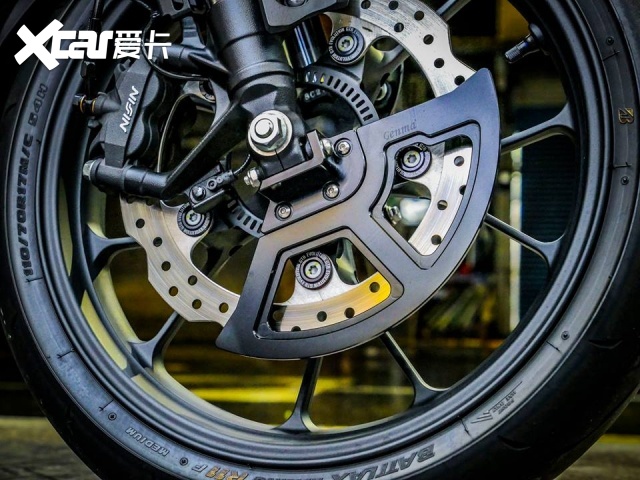 本田cb300r大师级改装黑化之后战斗感飙升