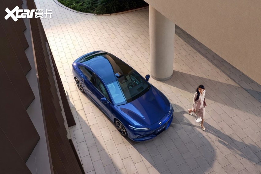 科技豪华智能轿车腾势Z9S正式上市，纯电续航1100km