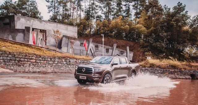 国内皮卡若全面解禁，13万起的长城炮可能会卖疯，还买SUV?