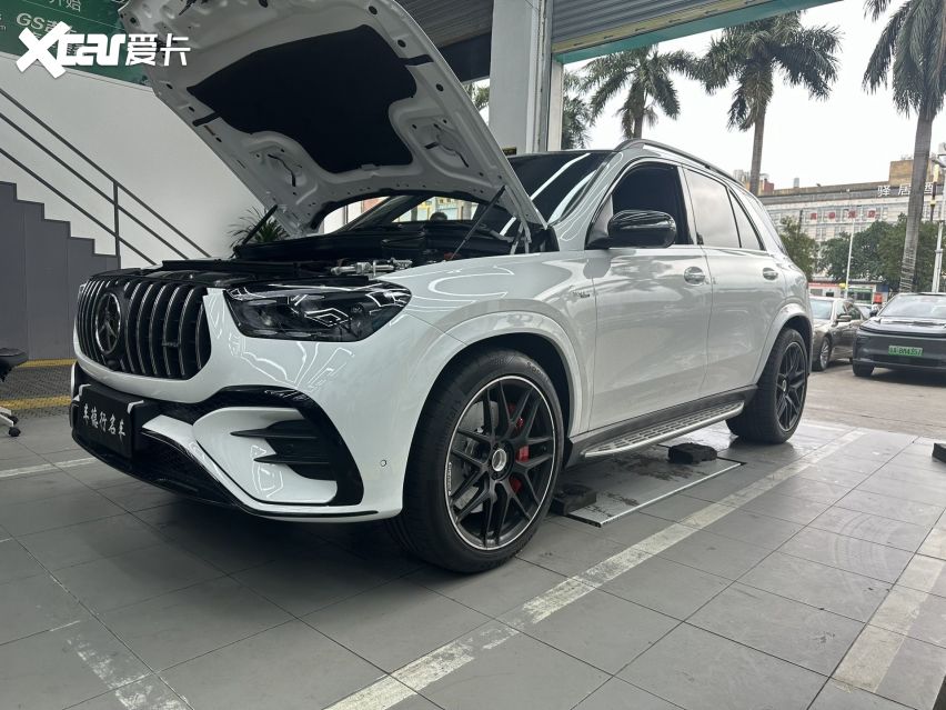 奔驰GLE53升级改装原厂AMG六活塞刹车卡钳批发确保每次刹车都更快更