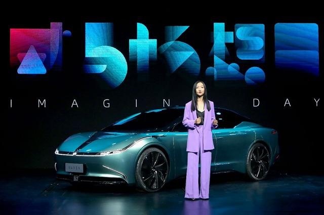 比小鹏P7更狠？威马纯电轿车续航达800km