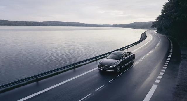 沃尔沃汽车两款T8车型升级上市，启动新年电气化冲刺