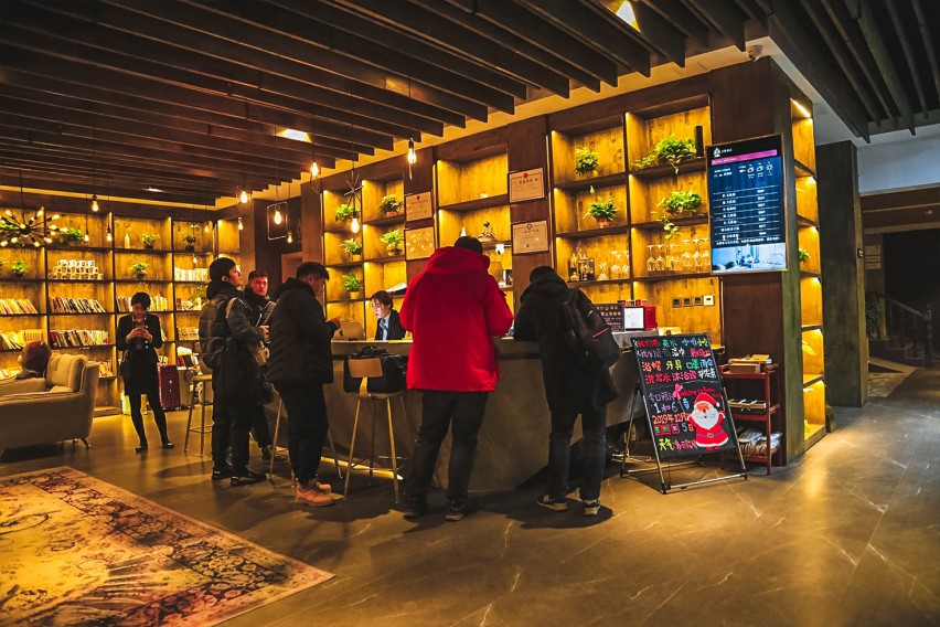 夹驴鞭的火烧什么味道？探寻神秘石头村及特色美食之旅（下）