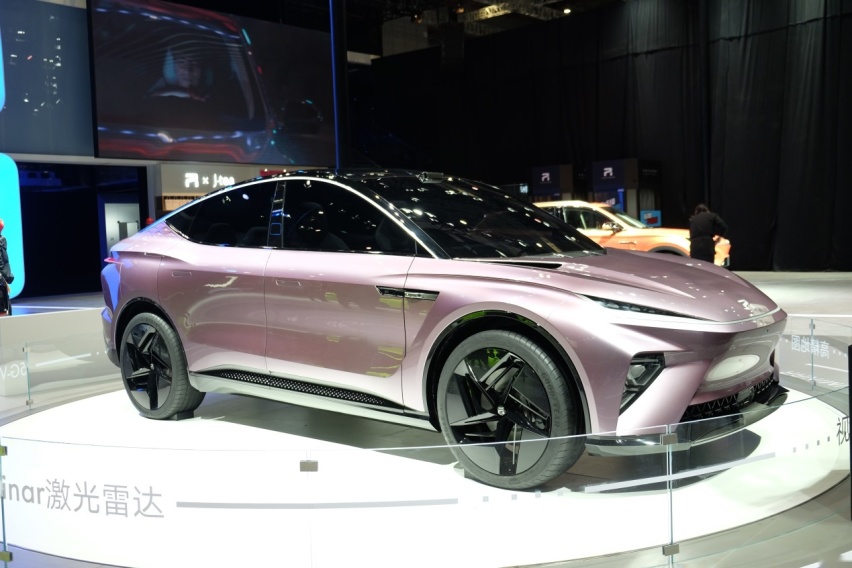成都车展热门车型之九—R汽车ES33，纯电动中大型SUV