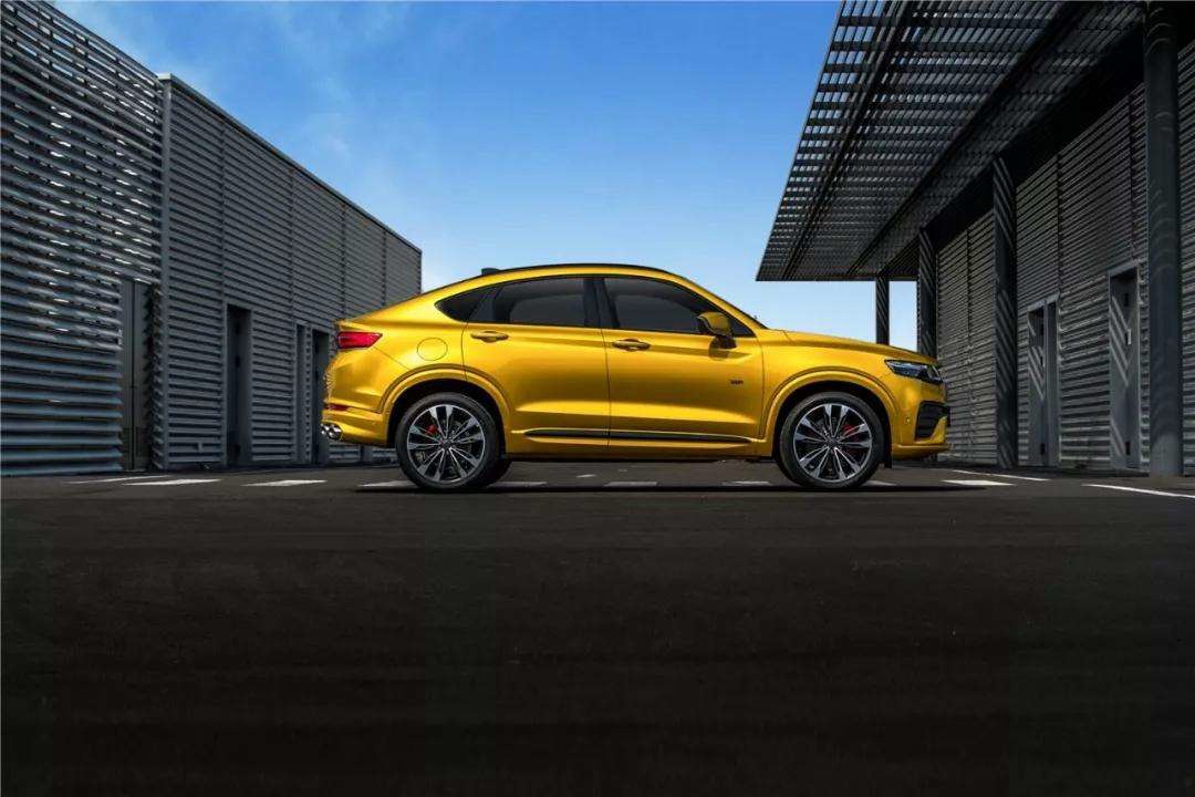 15万买紧凑型运动SUV，名爵HS和吉利星越怎么选？