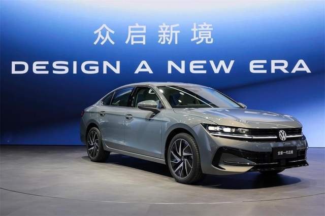 一汽-大众油电共进之路不停歇 全新一代迈腾正式亮相