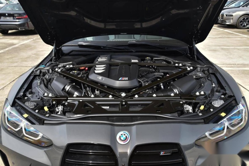 试驾BMW M4：全面电子化后，M4是否还能坚守驾趣大旗？