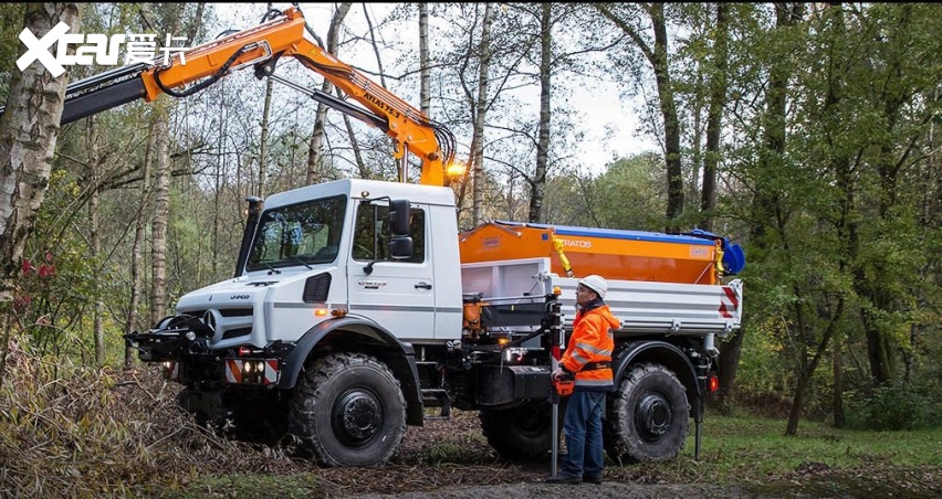车架可以“拧麻花”？扭转柔性车架，乌尼莫克80周年版