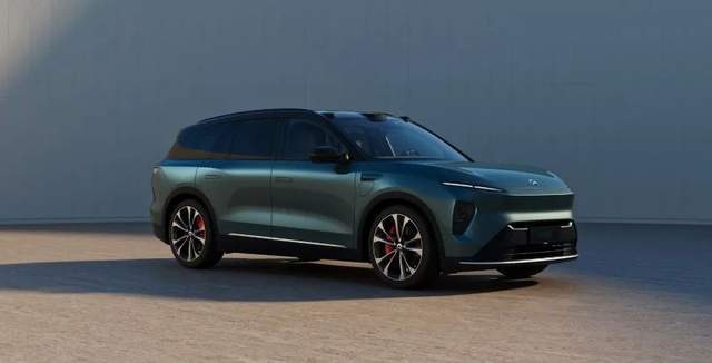 NIO Day 2022：全新EC7和ES8正式发布及第三代换电站