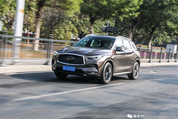 英菲尼迪QX50、奔驰GLC怎么选？预算不高还想配置高！