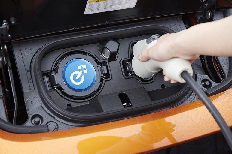 日产新聆风续航升至458km，看看最新的日本国民电动车