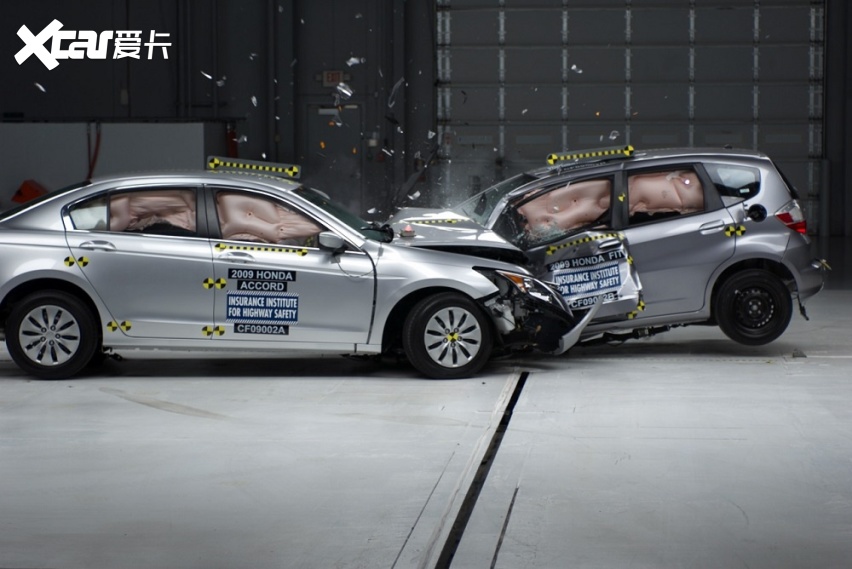 为什么国内高速会限速1km H 爱卡汽车爱咖号