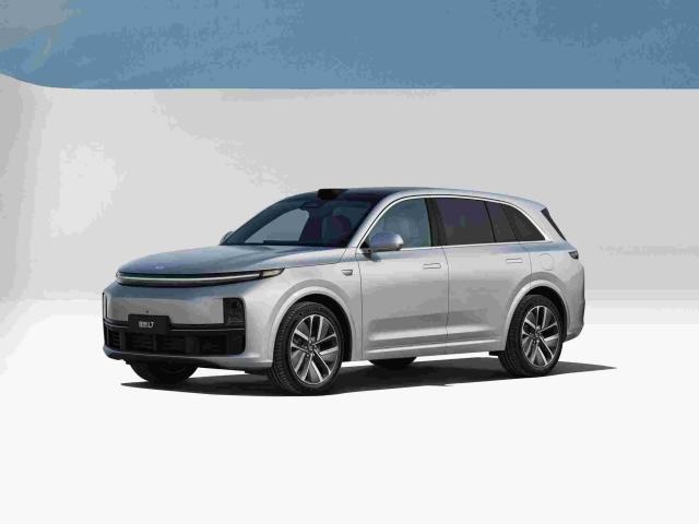 家庭五座新旗舰——理想L7三款车型正式发布，售价31.98起