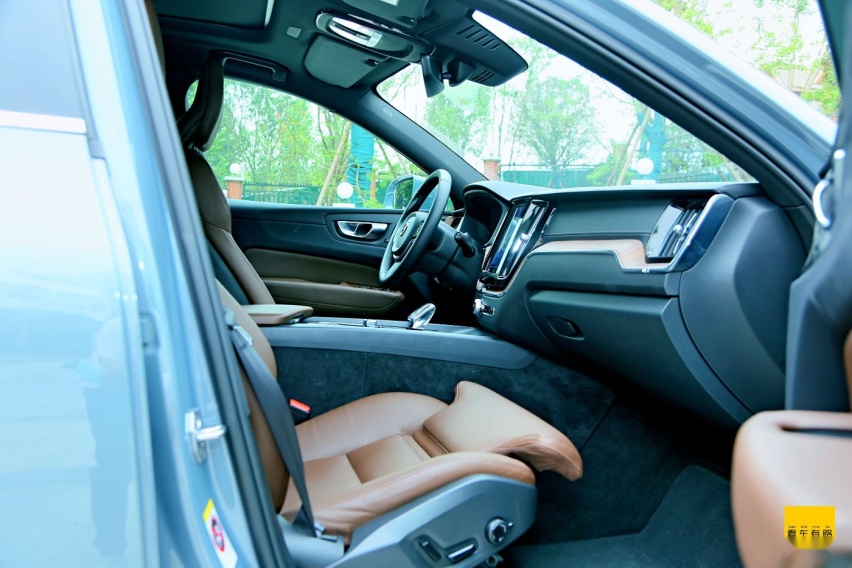 试驾沃尔沃XC60 B5版，全时智能四驱+48V轻混系统