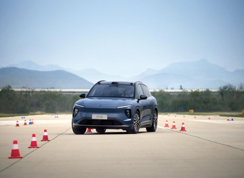30万级家用SUV，全新蔚来ES6 和理想L7怎么选？