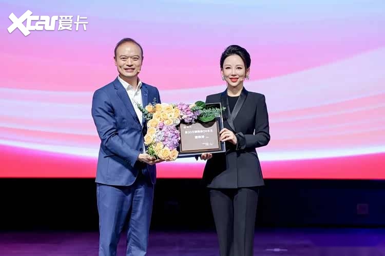 三十万精英车主的选择:腾势D9,重新定义中国豪华MPV新标杆