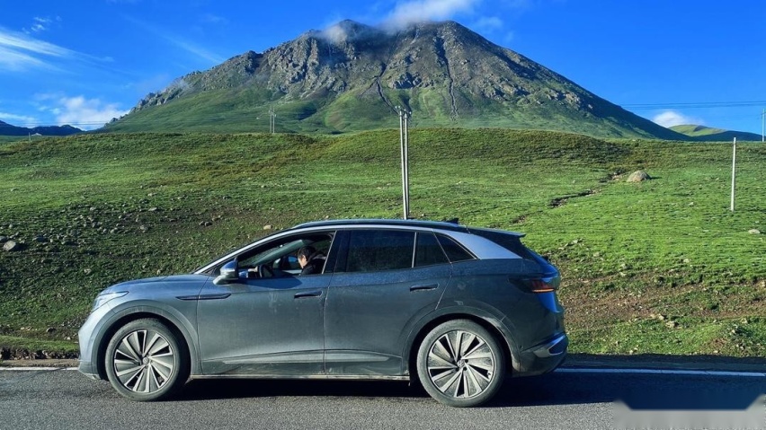 十一自驾出游租什么车？首选油混、其次增程，千万不要选纯电