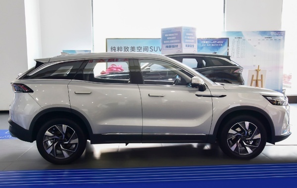 BEIJING X7定位B级SUV，数据状态良好
