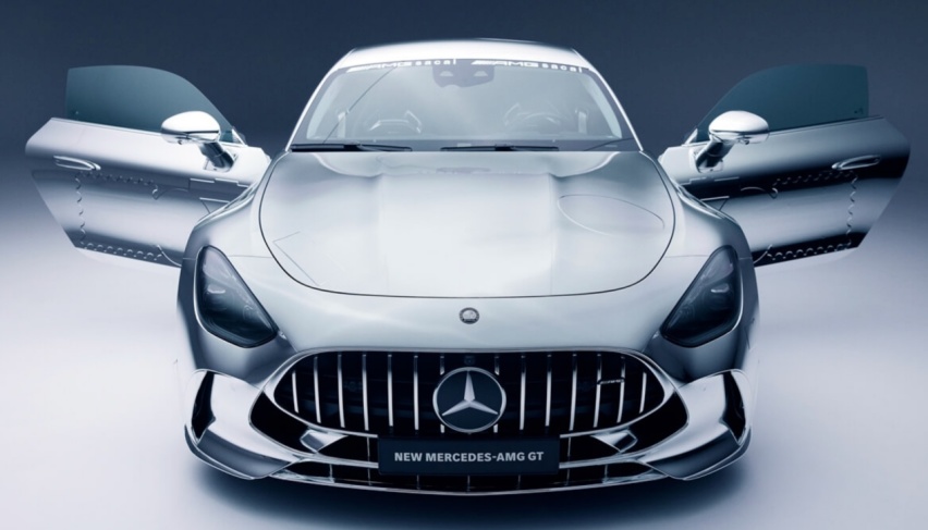 sacai联名版AMG GT63即将中国首秀，镜面电镀银涂装，机能风爆