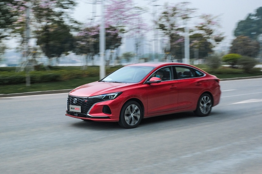 最低7.29万！最省能一箱油跑1000+km 这些中国车简直无敌？