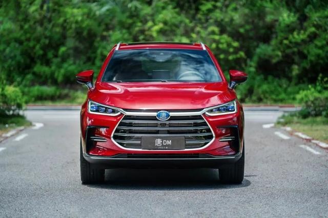 EV、DM、燃油三车齐发，“公路坦克”2021款唐实力再进阶