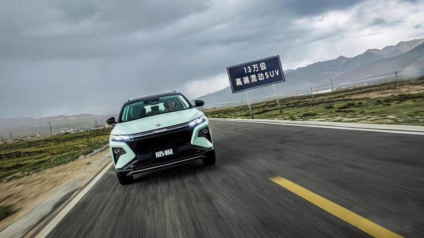 13万买混动SUV？试驾自主新卷王东风风神皓极