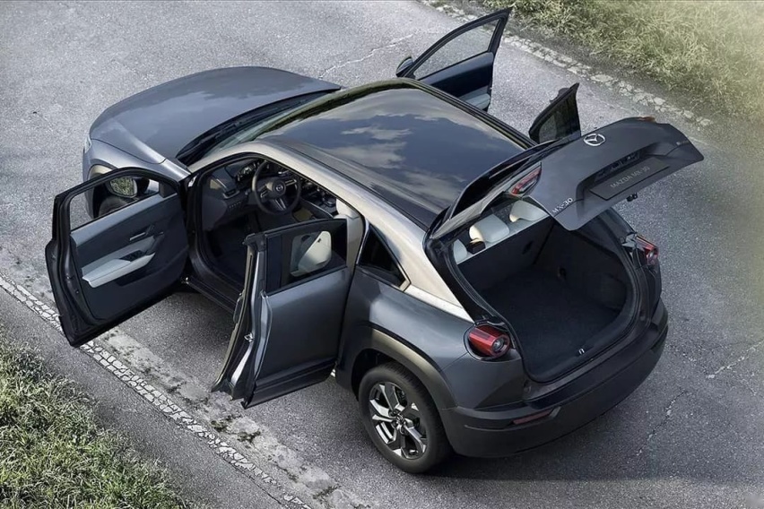 采用RX-8同款对开车门，马自达MX-30东京车展首发