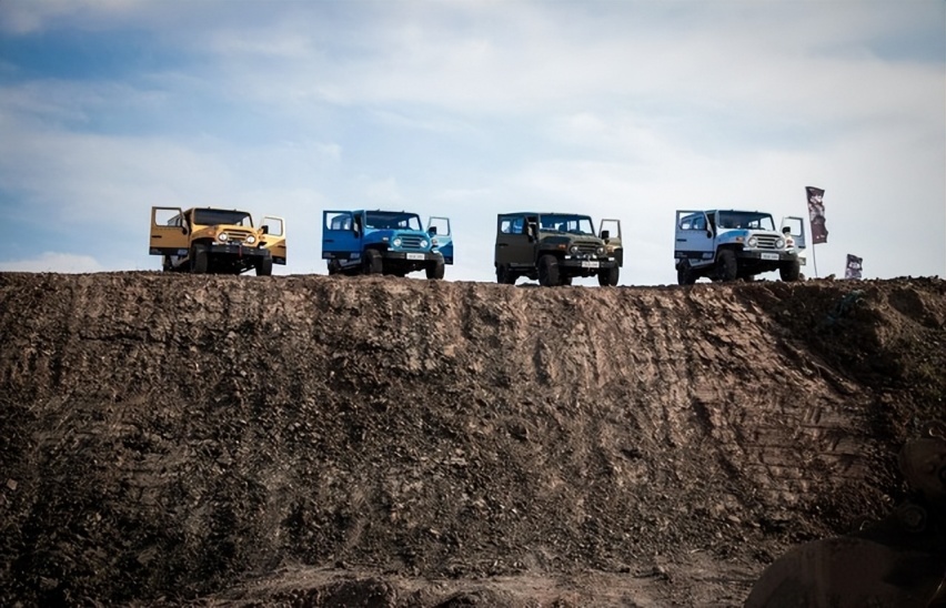 BJ212又出新款 2.4T动力 或比现款贵2万？