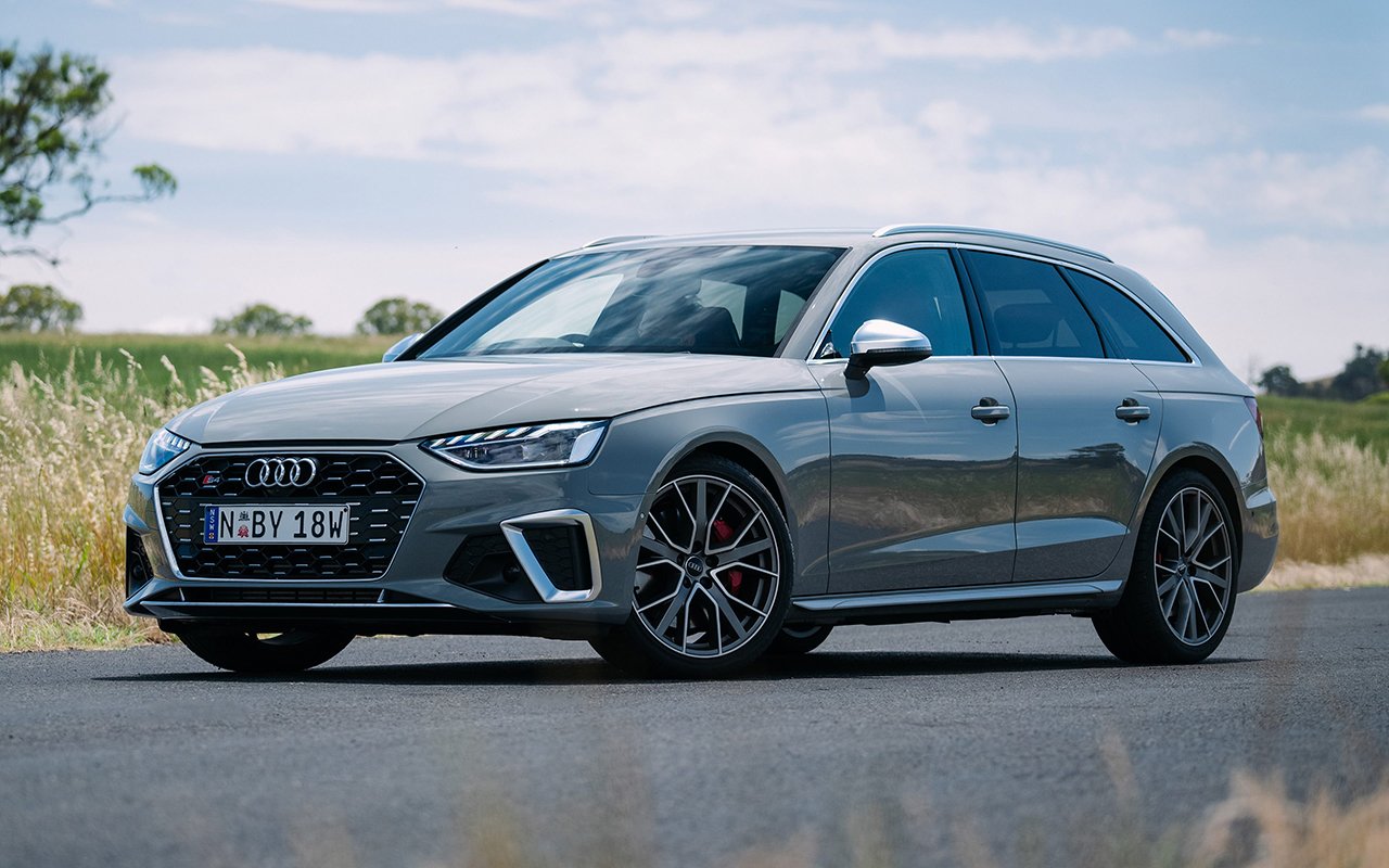 想買性能車的注意!奧迪S4現最低已跌至35萬,抄底的機會來了 想買性能車的注意!奧迪S4現最低已跌至35萬,抄底的機會來了