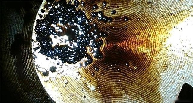 奥迪Q5烧机油三代发动机从严重烧机油自己解决烧机油问题的经历