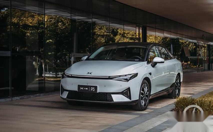 未来汽车“代言人”花落谁家？小鹏P5实力PK特斯拉毛豆3