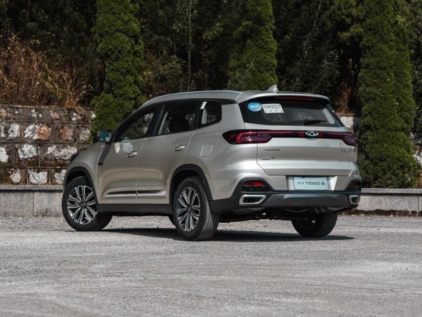 这几款15万中型SUV，价格不贵配置高，还能轻松坐7人