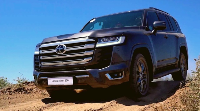 今年发布的这三款重磅SUV，谁才是超豪华之王？