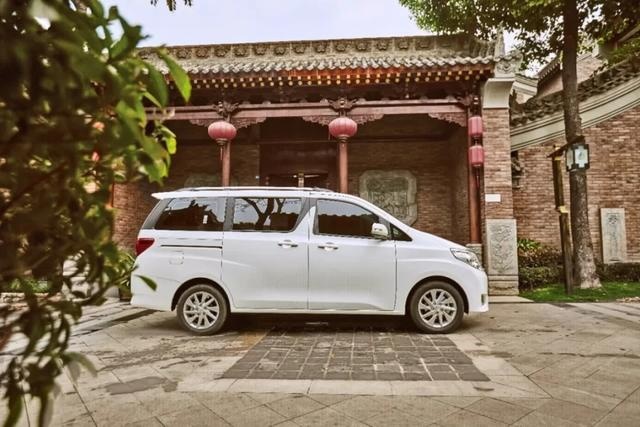 2020款野马斯派卡凭什么能一举拿下MPV新“神车”头衔？