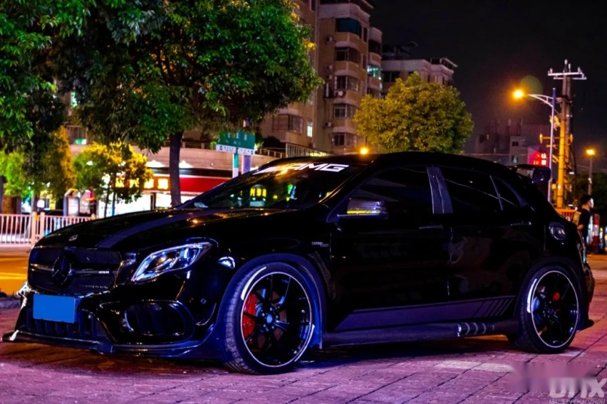 潮州车友的梅赛德斯-AMG GLA45，把玩车当副业就是爽