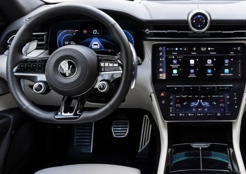 比Macan漂亮的玛莎拉蒂新SUV 3.0T+V8 预计50万起